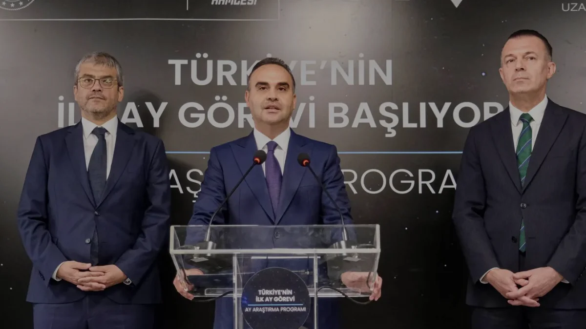 Türkiye'nin Ay Uzay Aracı'nın entegrasyonu tamamlandı. 2027'de fırlatılması hedeflenen araç,