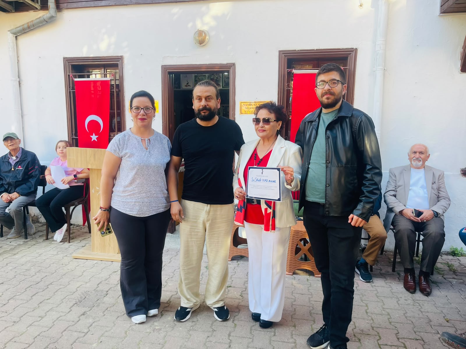 belge TEKİRDAĞ’DA ŞİİR İKİNDİLERİ 36. SEZONUNU CUMHURİYET COŞKUSUYLA AÇTI